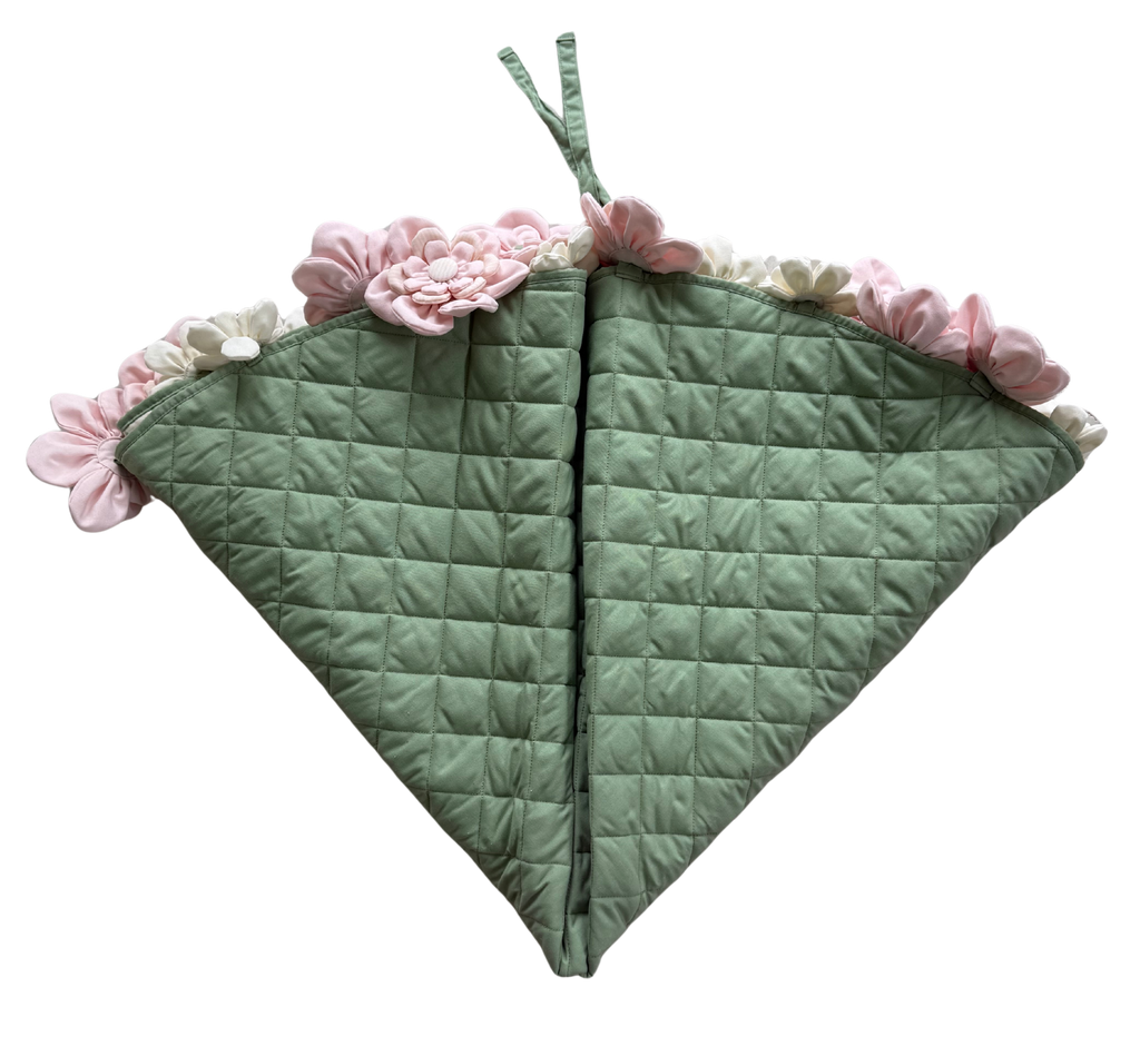 Bouquet Blanket — 55% Linen / 45% Cotton Round Throw, 60" Diameter